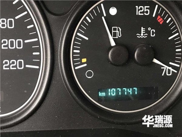 别克GL8 自动豪华型,动力强劲,空间舒适