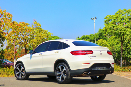 怒江二手奔驰GLC轿跑 2018款 GLC 200 4MATIC 轿跑SUV