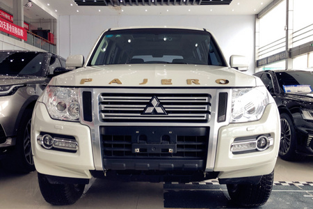 张家口二手三菱帕杰罗 2019款 3.0L 舒适版