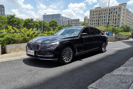韶关二手宝马7系 2018款 730Li 2.0T 手自一体 领先版 卓越套装